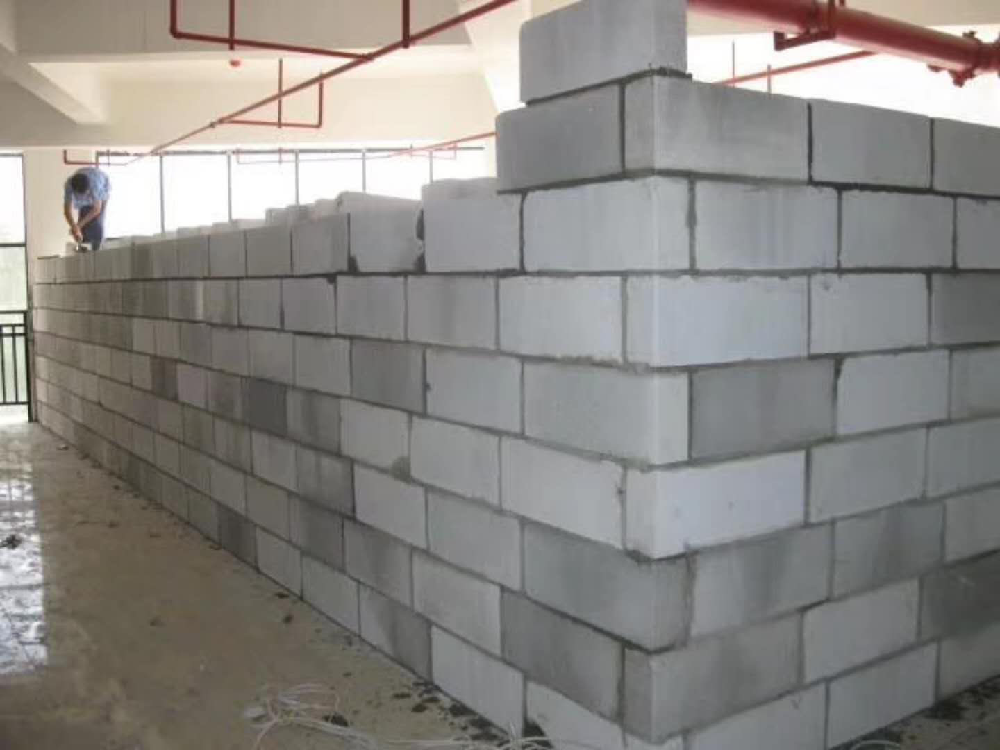 宝应蒸压加气混凝土砌块承重墙静力和抗震性能的研究